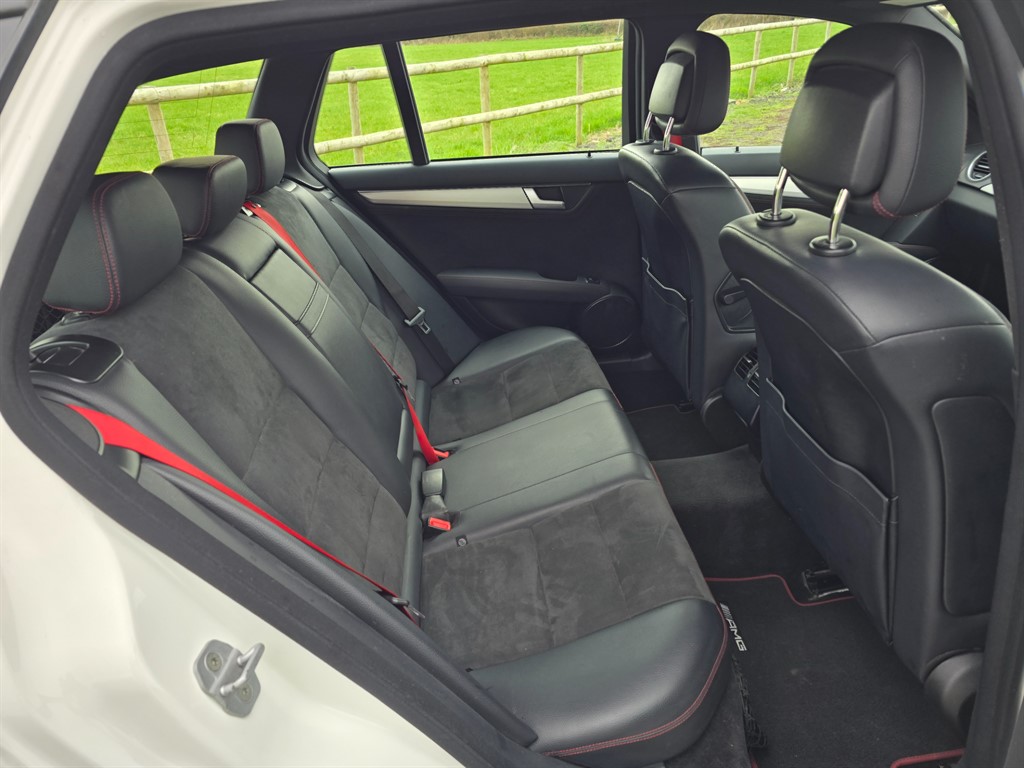 Used Mercedes-Benz C Class 2012 for sale - 77679122: Photo 17