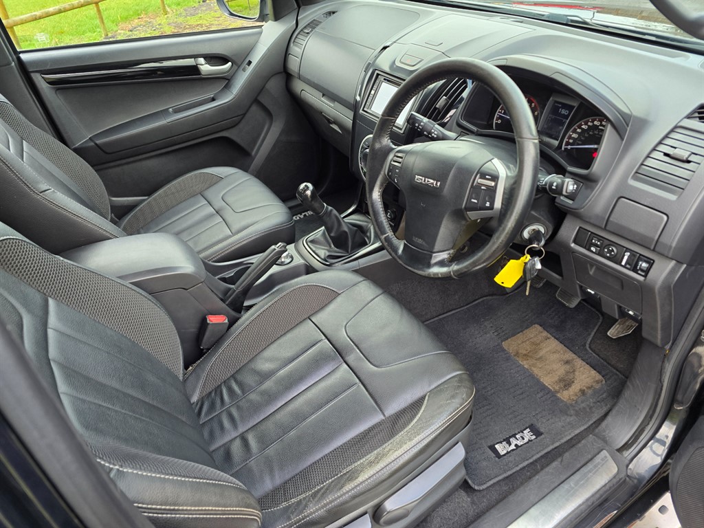 Used Isuzu D-Max 2015 for sale - 77472128: Photo 12