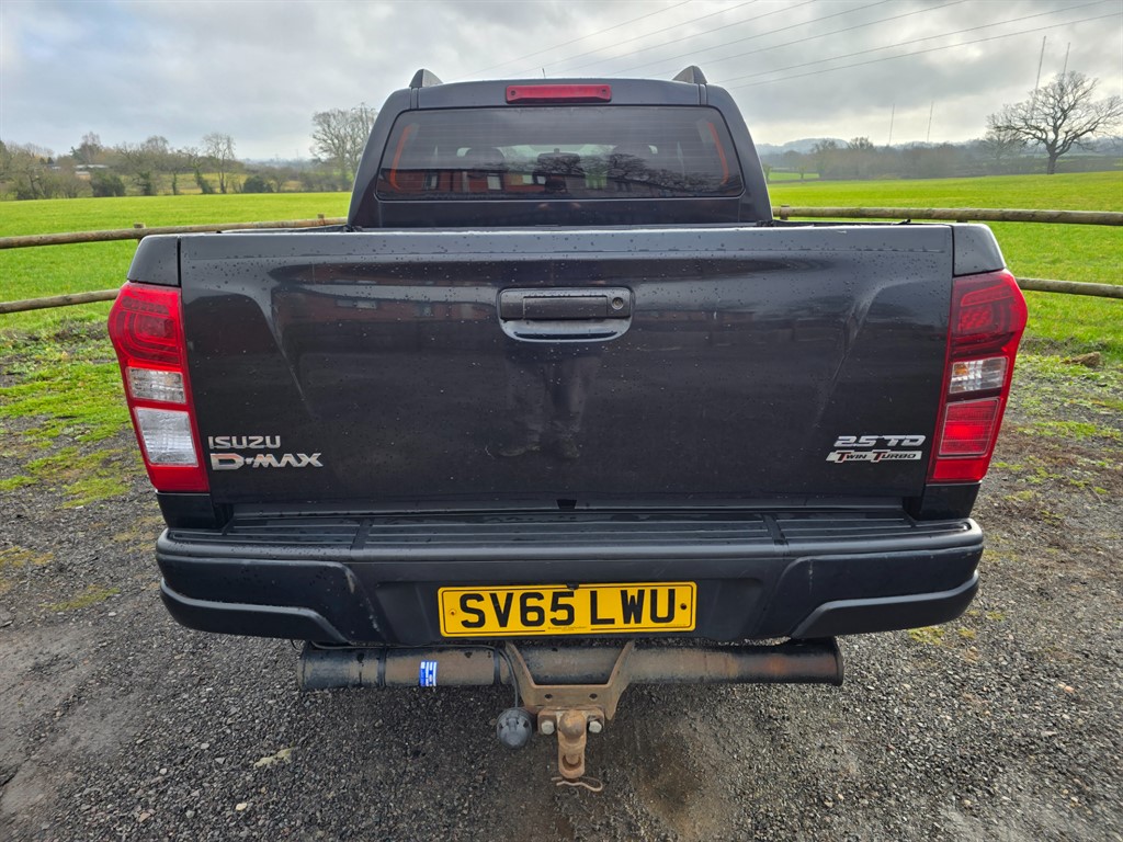 Used Isuzu D-Max 2015 for sale - 77472128: Photo 9