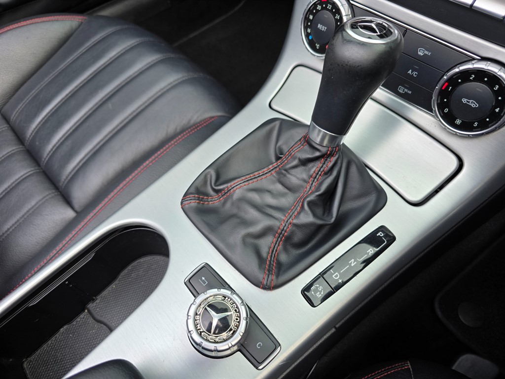 Used Mercedes-Benz SLK 2014 for sale - 76373040: Photo 19