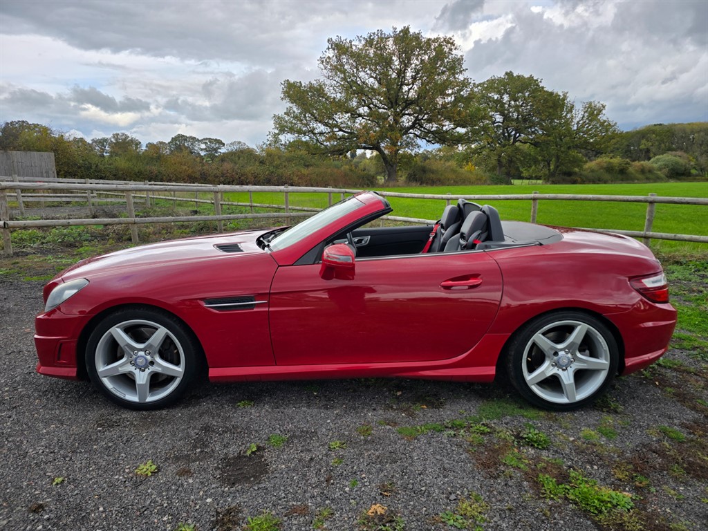 Used Mercedes-Benz SLK 2014 for sale - 76373040: Photo 8