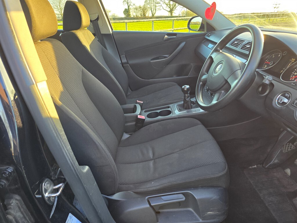 Used Volkswagen Passat 2009 for sale - 77928000: Photo 11