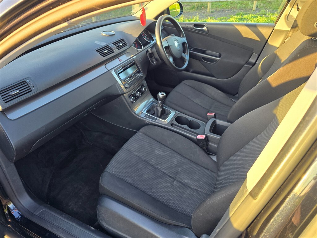 Used Volkswagen Passat 2009 for sale - 77928000: Photo 14