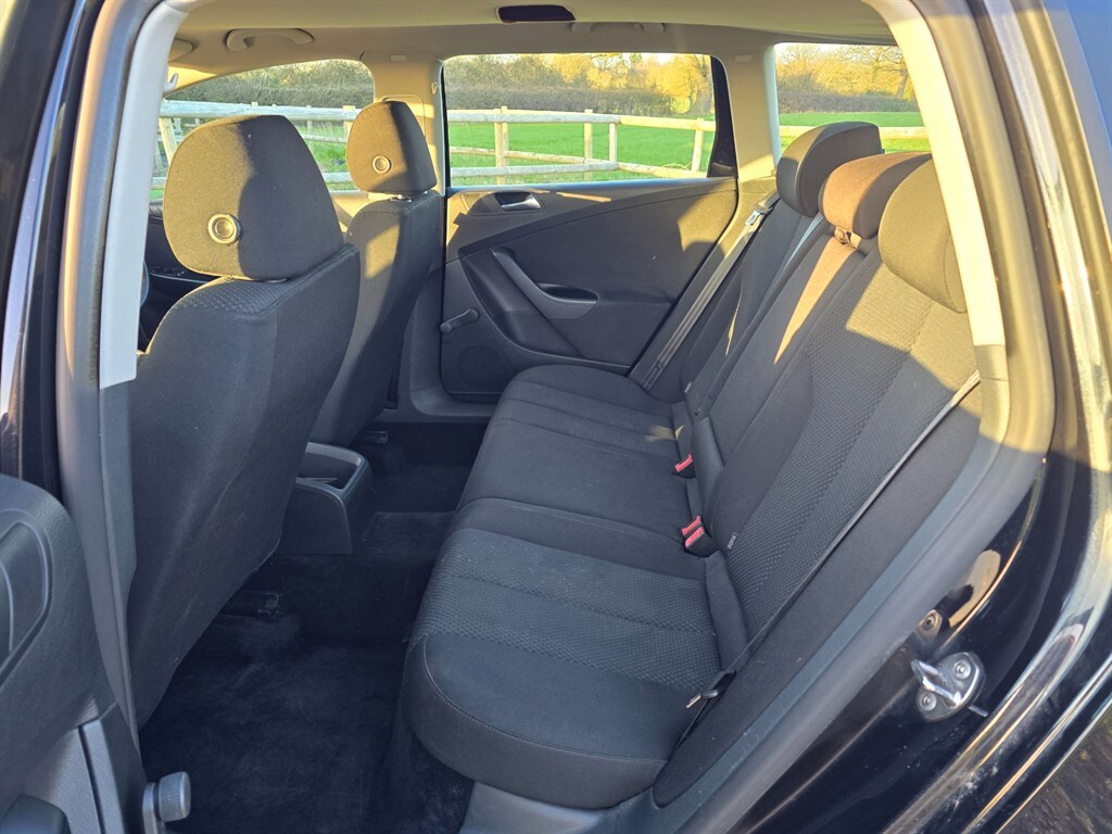 Used Volkswagen Passat 2009 for sale - 77928000: Photo 17