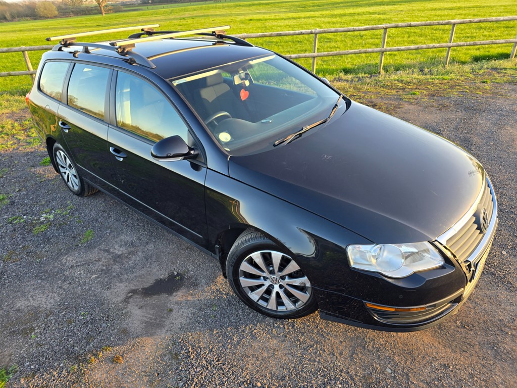 Used Volkswagen Passat 2009 for sale - 77928000: Photo 2