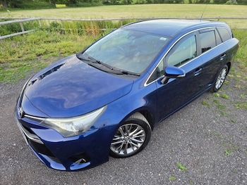 Used Toyota Avensis 2016 for sale - 78743365: Photo