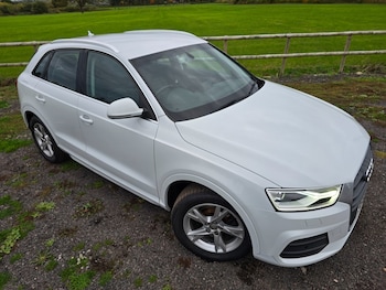 Used Audi Q3 2015 for sale - 76351116: Photo