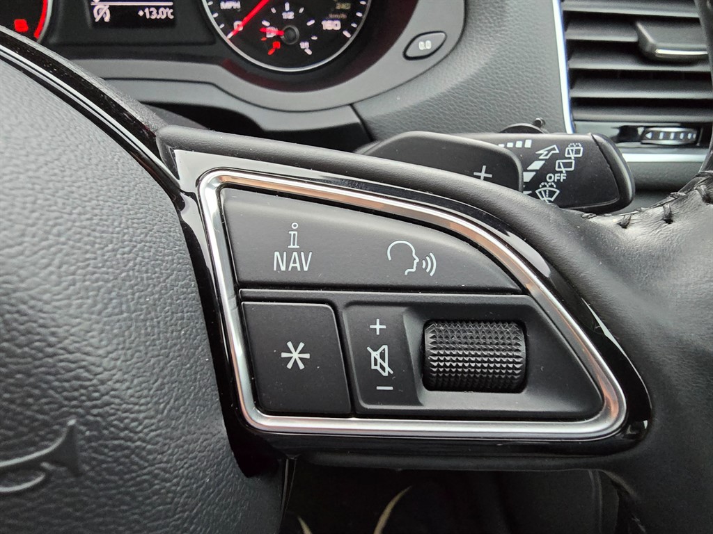 Used Audi Q3 2015 for sale - 76351116: Photo 32