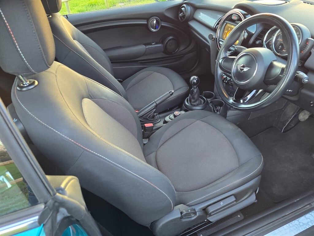 Used MINI Convertible 2016 for sale - 77885639: Photo 16