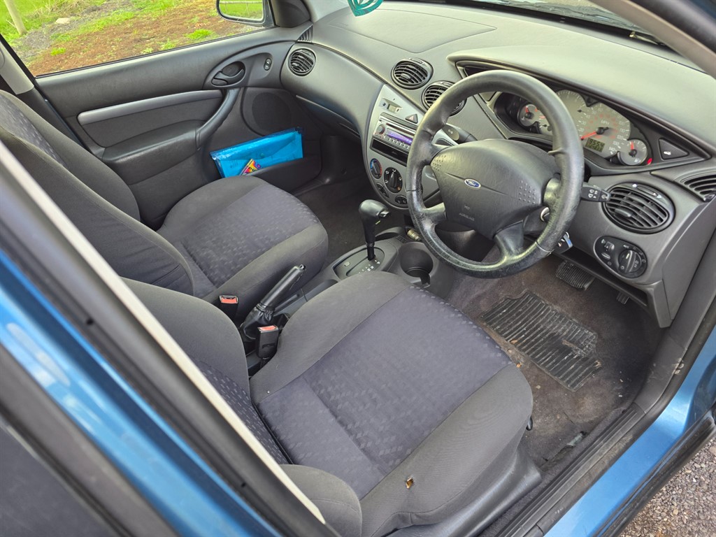 Used Ford Focus 2001 for sale - 77127714: Photo 10