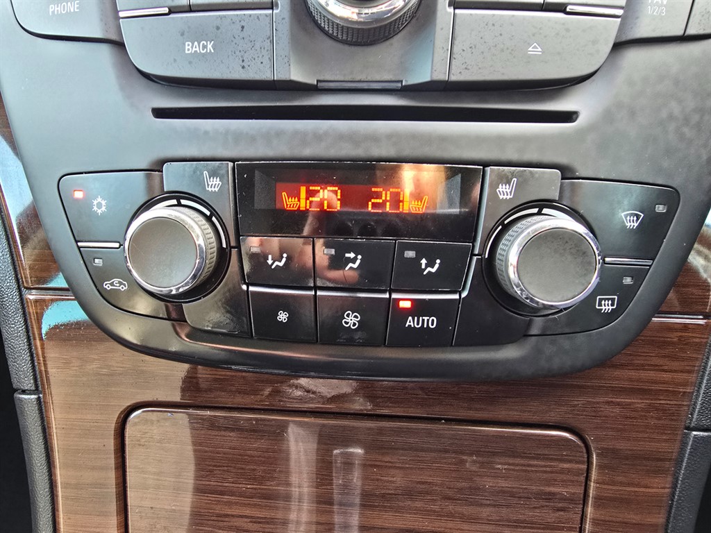 Used Vauxhall Insignia 2012 for sale - 76494204: Photo 21