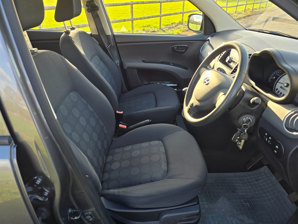 Used Hyundai i10 2008 for sale - 76672673: Photo 11