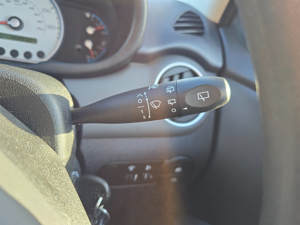 Used Hyundai i10 2008 for sale - 76672673: Photo 22