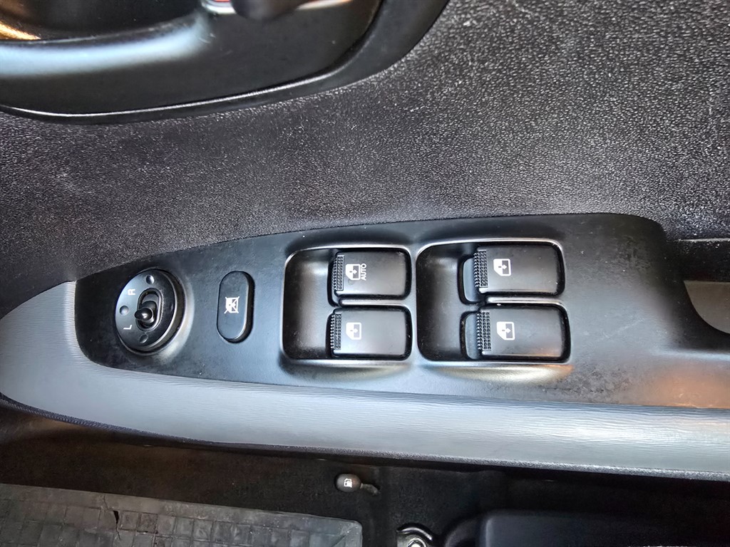 Used Hyundai i10 2008 for sale - 76672673: Photo 25