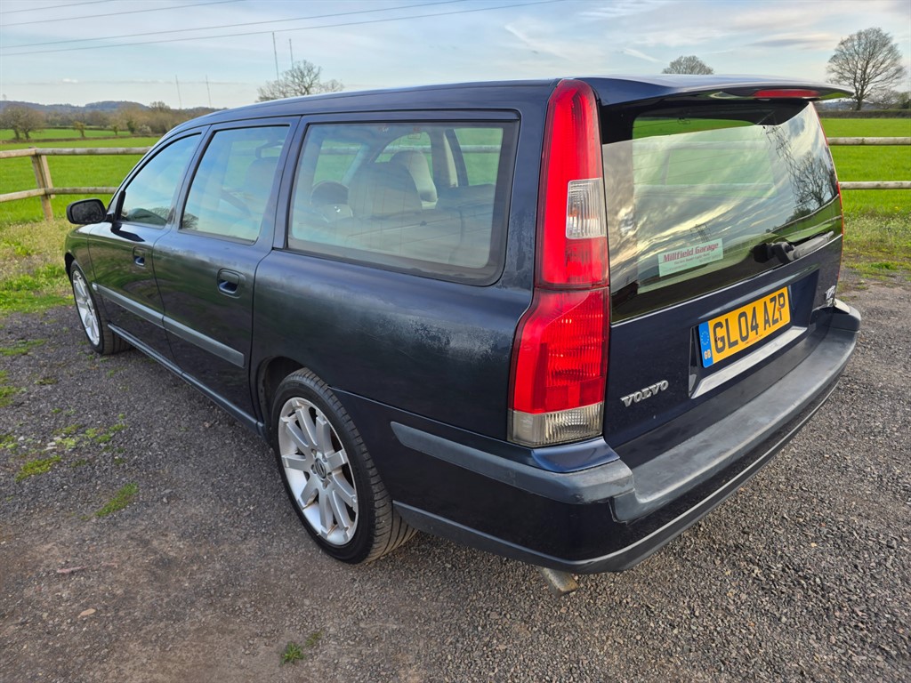 Used Volvo V70 2004 for sale - 78118111: Photo 10