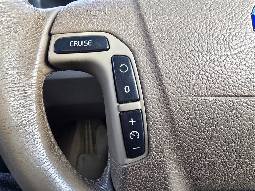 Used Volvo V70 2004 for sale - 78118111: Photo 22