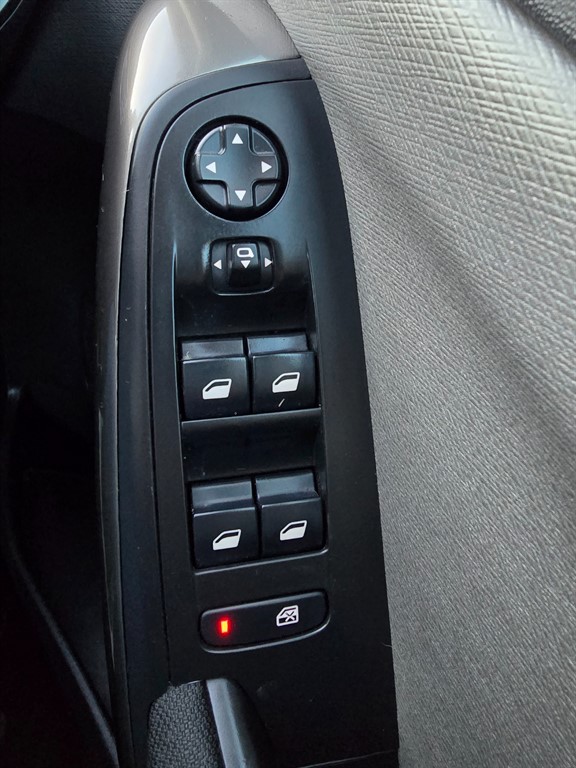 Used Citroen Grand C4 Picasso 2018 for sale - 77885648: Photo 34