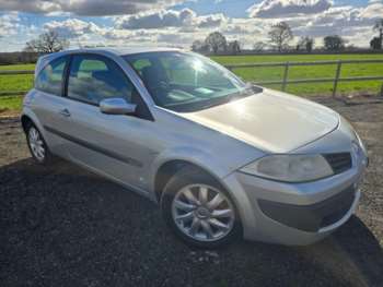 2006 (56) - 1.5 dCi 106 Dynamique 3dr