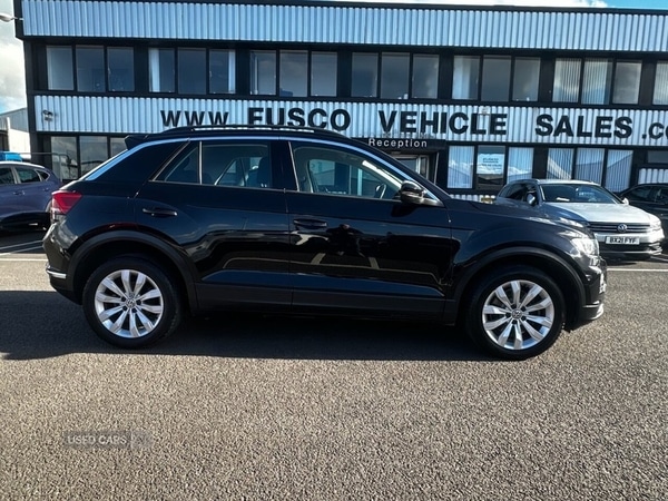 Used Volkswagen T-Roc 2018 for sale - 78136767: Photo 2