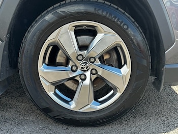 Used Toyota RAV4 2021 for sale - 78797506: Photo