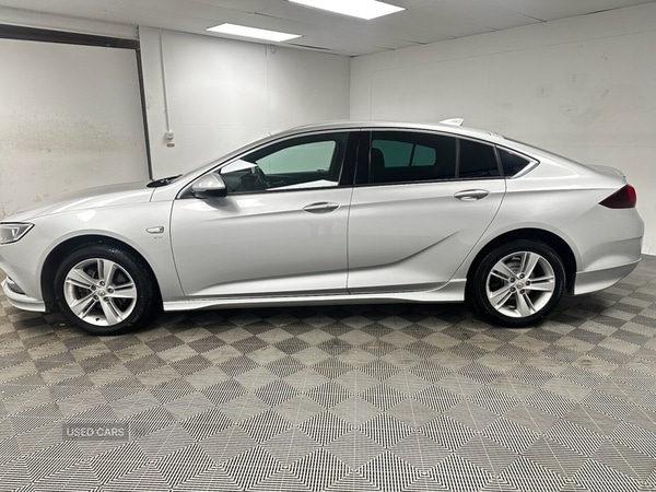 Used Vauxhall Insignia 2017 for sale - 77120946: Photo 4