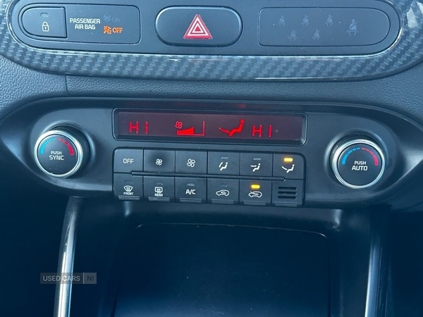 Used Kia Carens 2017 for sale - 77613514: Photo 27