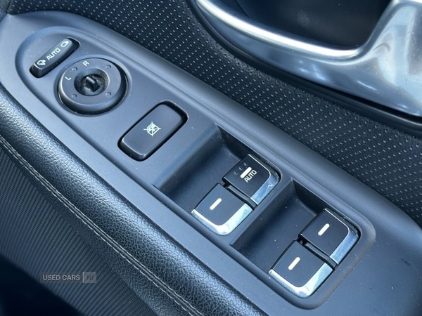 Used Kia Carens 2017 for sale - 77613514: Photo 7