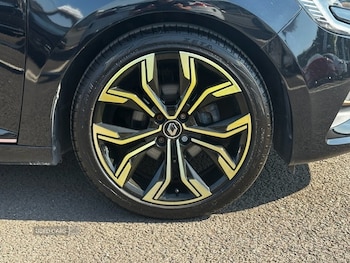 Used Renault Clio 2021 for sale - 79084937: Photo