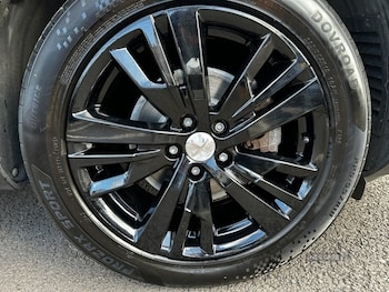 Used Peugeot 5008 2018 for sale - 79534052: Photo