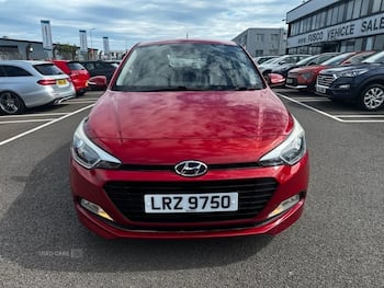 Used Hyundai i20 2017 for sale - 79678045: Photo
