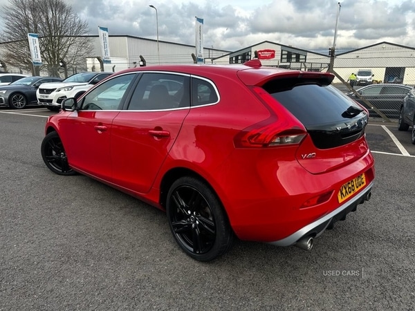Used Volvo V40 2018 for sale - 77560319: Photo 4