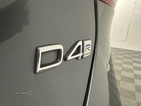 Used Volvo V40 2016 for sale - 77021466: Photo 8