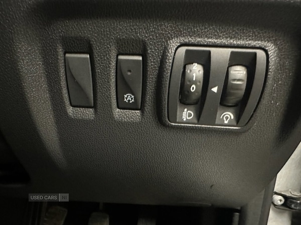 Used Renault Captur 2018 for sale - 76248252: Photo 18