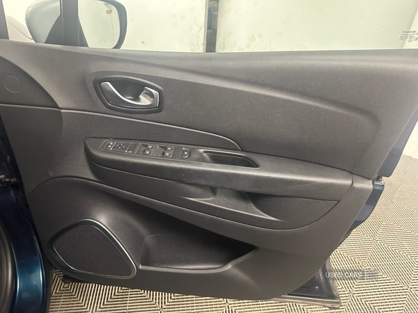 Used Renault Captur 2017 for sale - 76474291: Photo 14