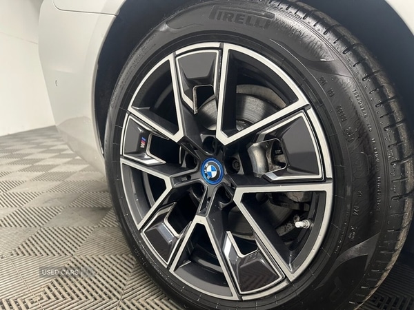 Used BMW i4 2022 for sale - 76936858: Photo 9