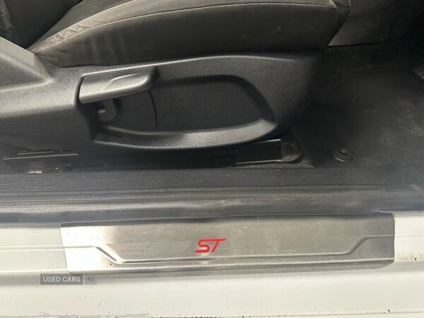 Used Ford Fiesta 2018 for sale - 76899912: Photo 15