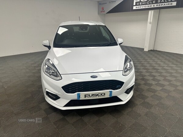 Used Ford Fiesta 2018 for sale - 76899912: Photo 2