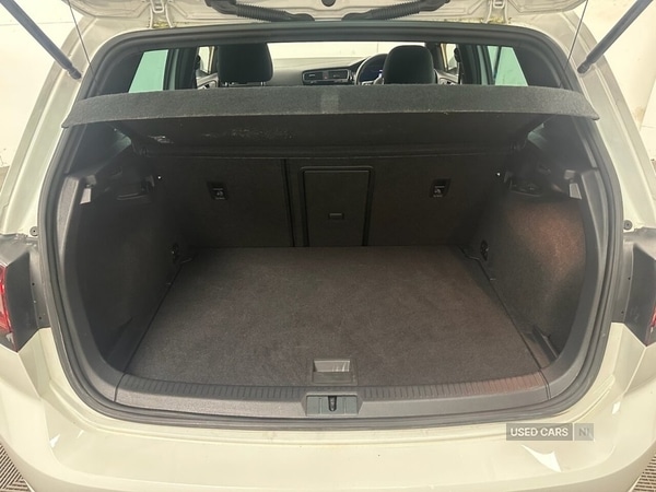 Used Volkswagen Golf 2017 for sale - 76123321: Photo 8