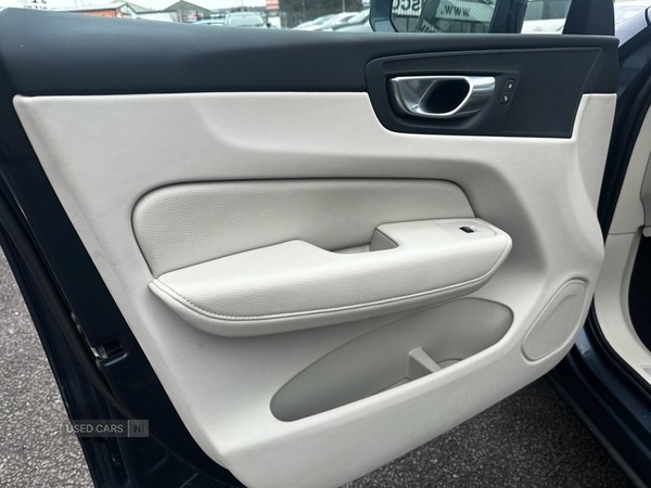 Used Volvo XC60 2021 for sale - 77626817: Photo 10