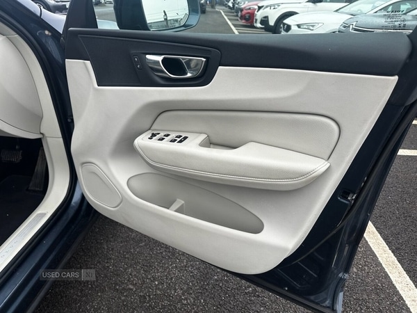 Used Volvo XC60 2021 for sale - 77626817: Photo 12