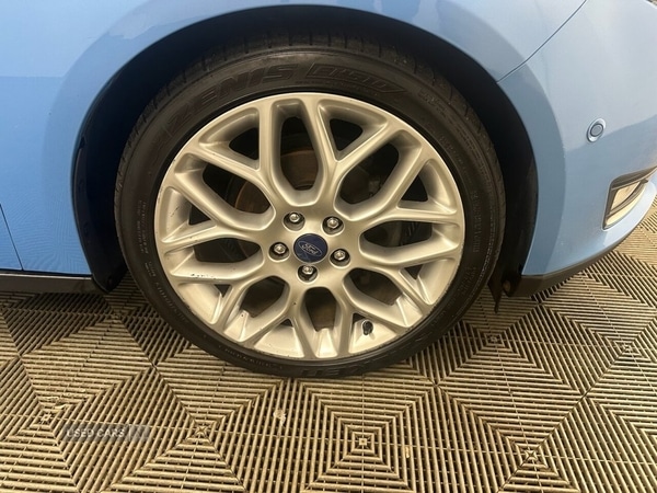 Used Ford Focus 2017 for sale - 76899895: Photo 8