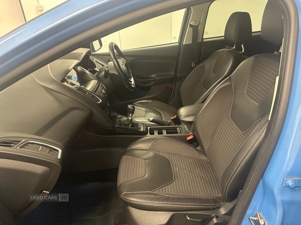 Used Ford Focus 2017 for sale - 76899895: Photo 9