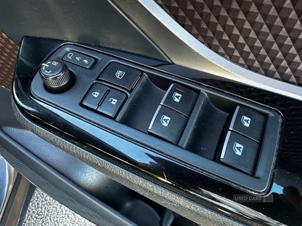 Used Toyota C-HR 2017 for sale - 77799578: Photo 14