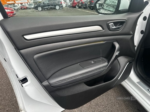 Used Renault Megane 2016 for sale - 78205674: Photo 10