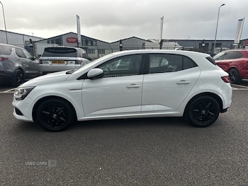 Used Renault Megane 2016 for sale - 78205674: Photo