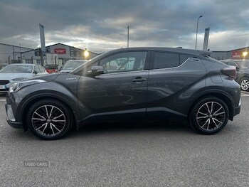 Used Toyota C-HR 2019 for sale - 77705894: Photo