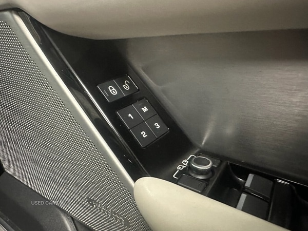 Used Land Rover Range Rover Velar 2019 for sale - 76500402: Photo 17