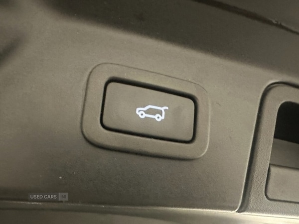 Used Land Rover Range Rover Velar 2019 for sale - 76500402: Photo 9