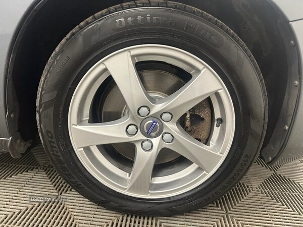 Used Volvo V60 2018 for sale - 76296544: Photo 11