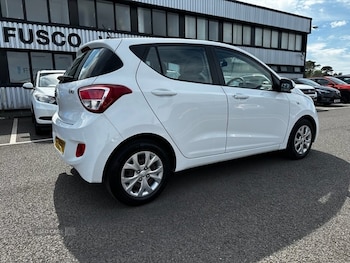 Used Hyundai i10 2015 for sale - 79510144: Photo